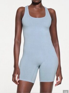 New wo tags -Skims Racerback Bodysuit